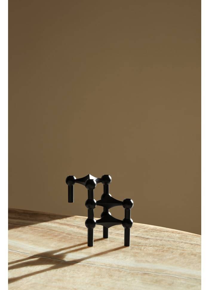 5.Stoff Nagel Kerzenhalter schwarz