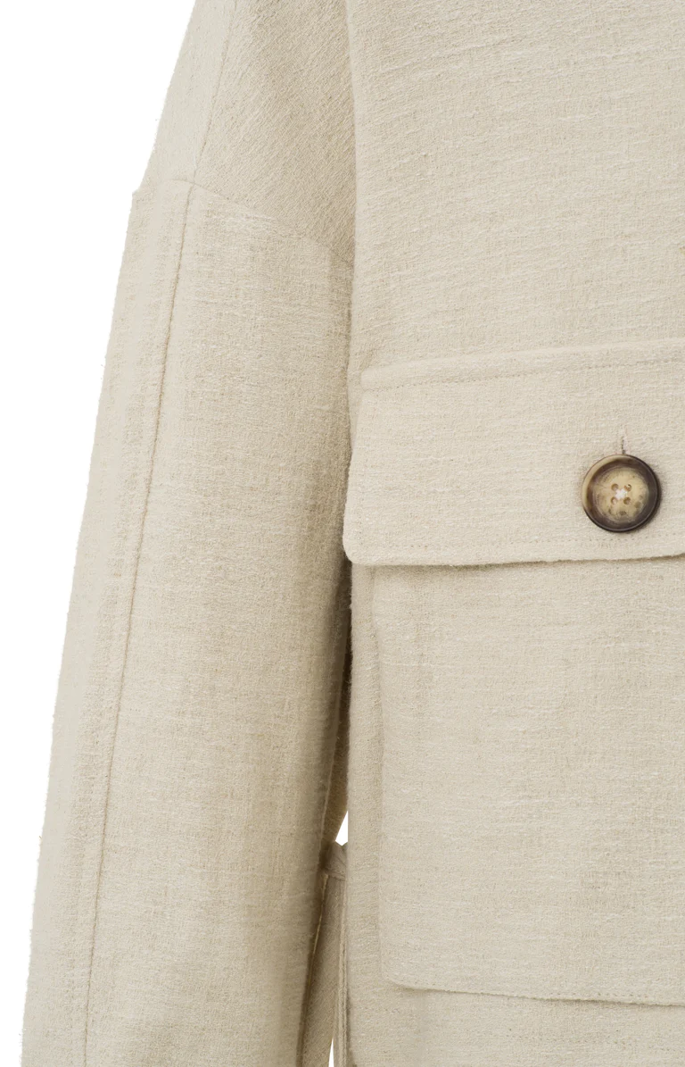 jacke-im-oversize-schnitt-mit-taschen-knopfen-und-kordelzug-summer-sand_ae5418b4-32f4-4c35-a59a-c9097d2ce869_768x